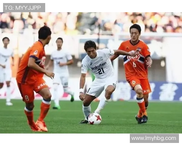 长崎航海与冈山绿雉的激烈对决与精彩瞬间回顾 长崎航海与冈山绿雉的激烈对决与精彩瞬间回顾