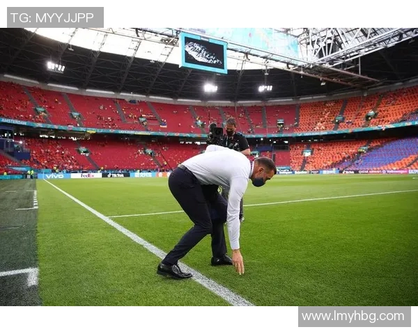 哈维西蒙斯的崛起与未来展望：年轻天才如何重塑足球世界