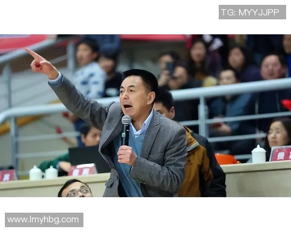 山东与华夏之战裁判争议引发黑哨质疑球迷怒斥判罚不公 山东与华夏之战裁判争议引发黑哨质疑球迷怒斥判罚不公